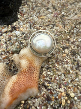 Load image into Gallery viewer, Maris Ring
