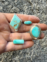 Load image into Gallery viewer, Sleeping Beauty Turquoise Horizontal Bar Ring Size 7
