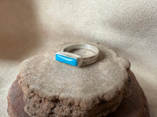 Load image into Gallery viewer, Vintage Turquoise Ring Size 8.5
